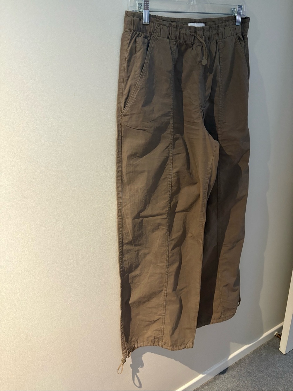 Women’s Olive Drawstring Utility Pants